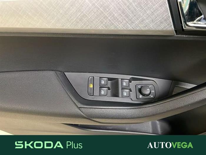 AutoVega - SKODA Karoq | ID 40804