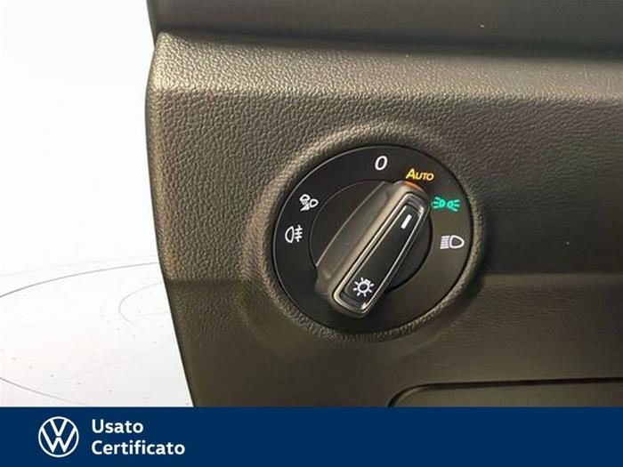 AutoVega - VOLKSWAGEN T-Roc | ID 40807