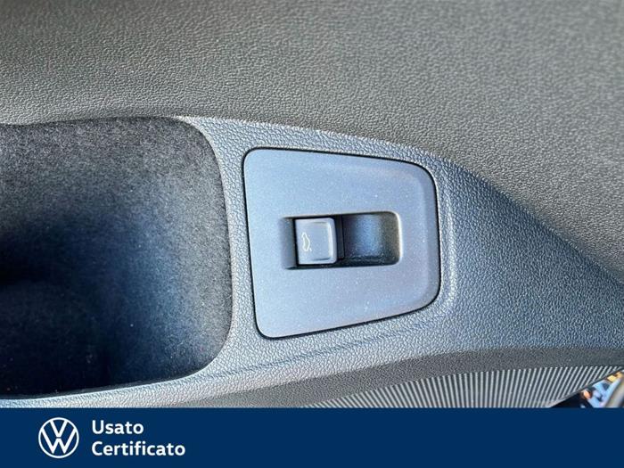 AutoVega - VOLKSWAGEN Tiguan | ID 40817