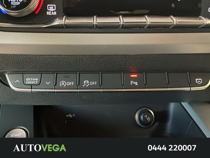 AutoVega - AUDI A4 | ID 40816