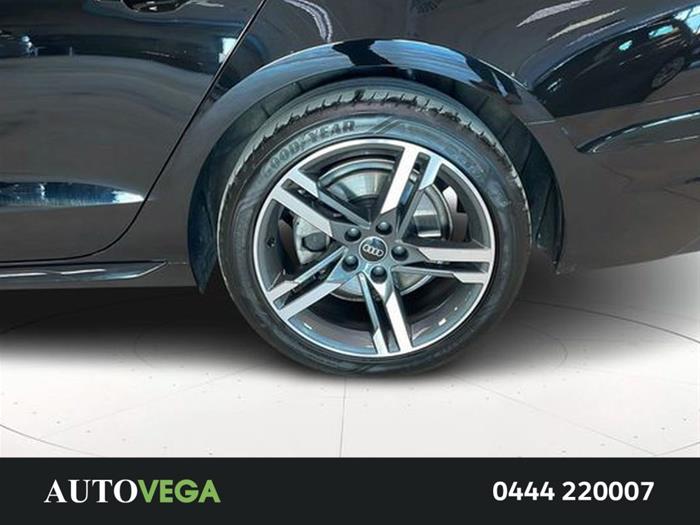 AutoVega - AUDI A4 | ID 40816