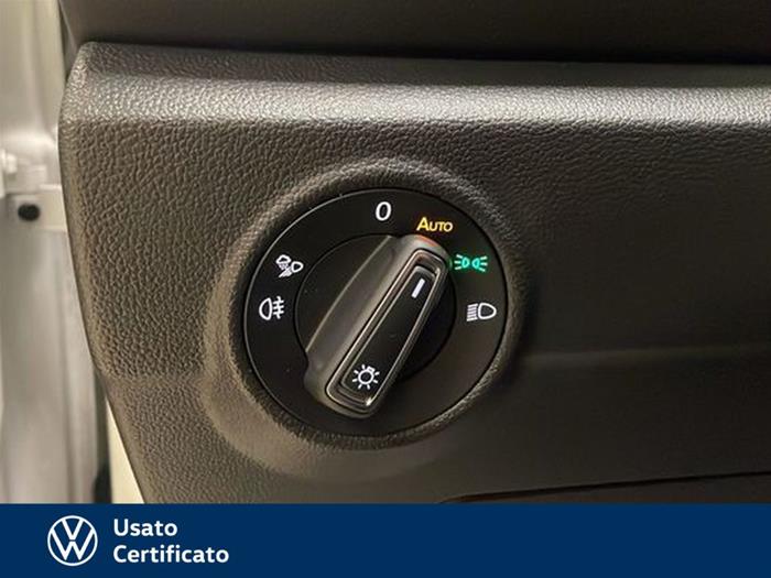 AutoVega - VOLKSWAGEN T-Roc | ID 40834