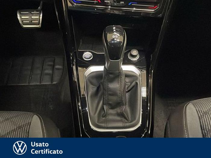 AutoVega - VOLKSWAGEN T-Roc | ID 40835