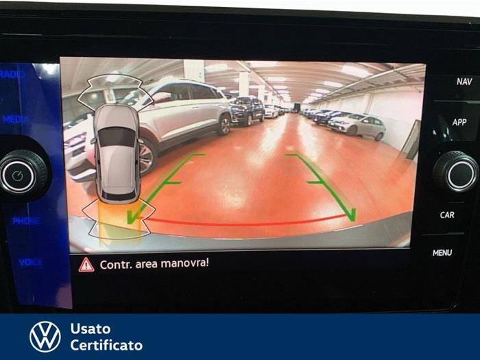 AutoVega - VOLKSWAGEN T-Roc | ID 40832