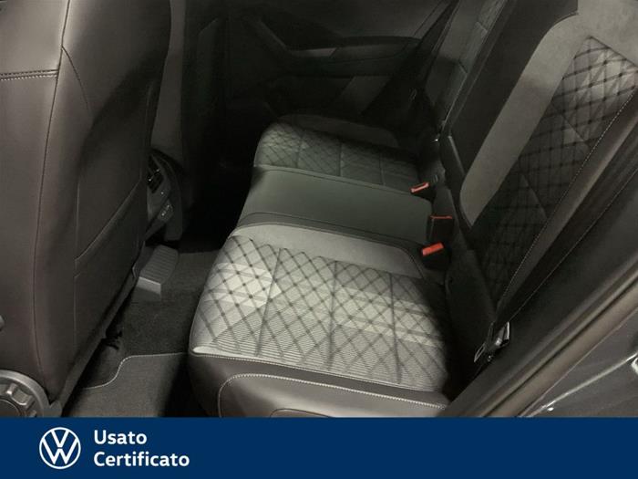 AutoVega - VOLKSWAGEN T-Roc | ID 40832