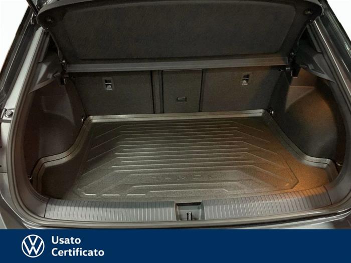 AutoVega - VOLKSWAGEN T-Roc | ID 40832