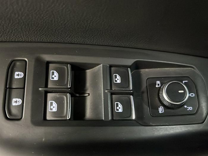 AutoVega - VOLKSWAGEN Touareg | ID 40887