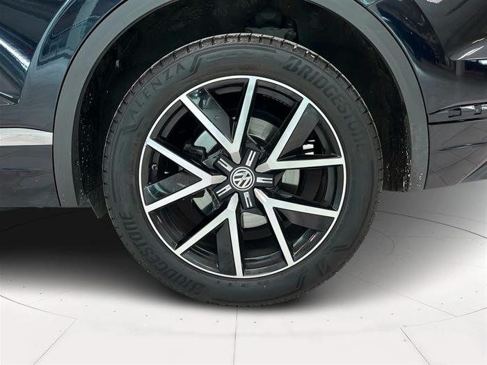 AutoVega - VOLKSWAGEN Touareg | ID 40887