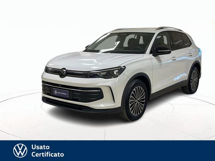AutoVega - VOLKSWAGEN Tiguan | ID 40889