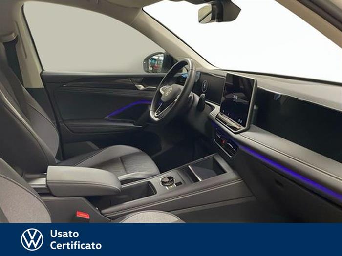 AutoVega - VOLKSWAGEN Tiguan | ID 40889