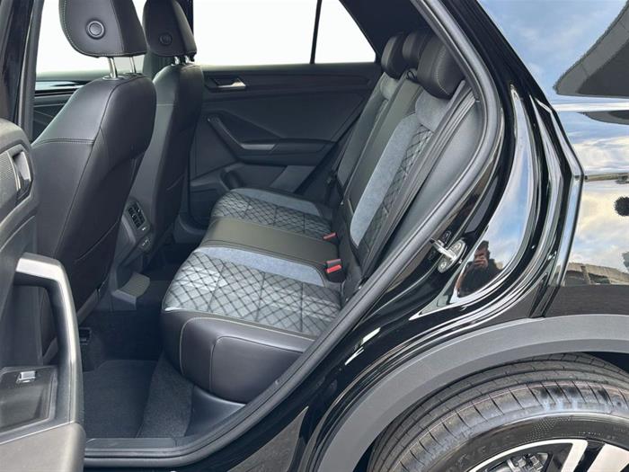 AutoVega - VOLKSWAGEN T-Roc | ID 40912