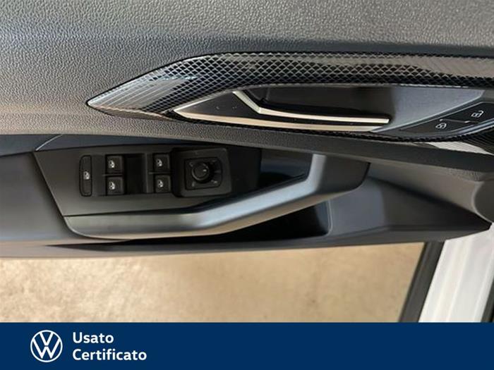 AutoVega - VOLKSWAGEN T-Cross | ID 40910