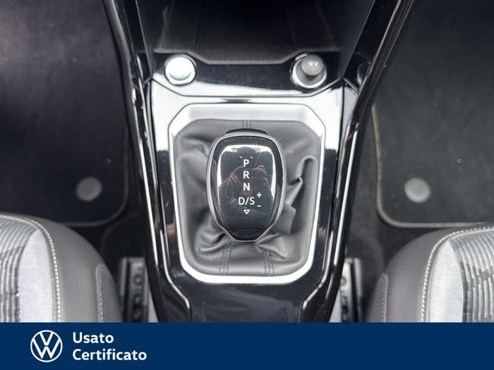 AutoVega - VOLKSWAGEN T-Roc | ID 40958