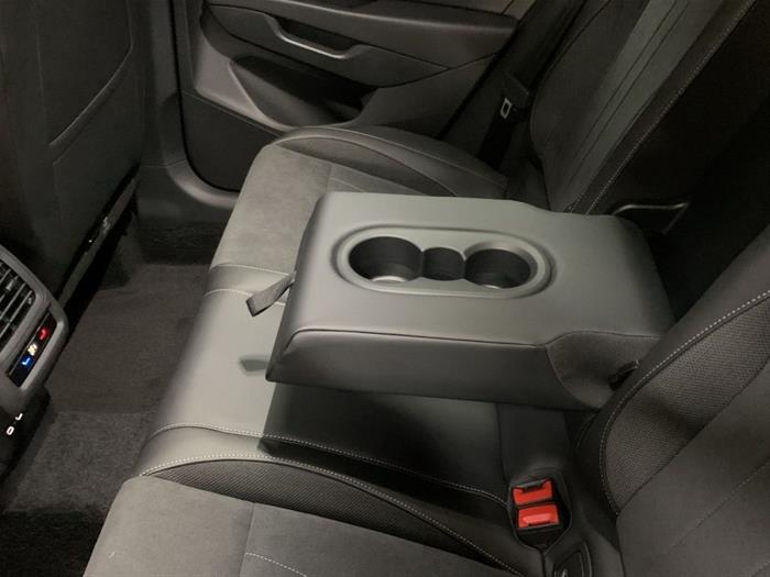 AutoVega - VOLKSWAGEN T-Roc | ID 41000