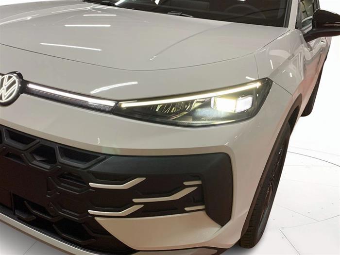 AutoVega - VOLKSWAGEN T-Roc | ID 41000