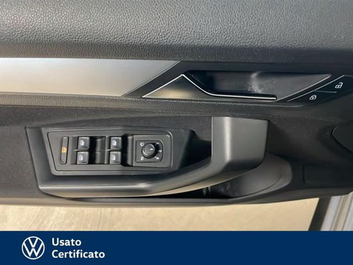 AutoVega - VOLKSWAGEN T-Roc | ID 41006