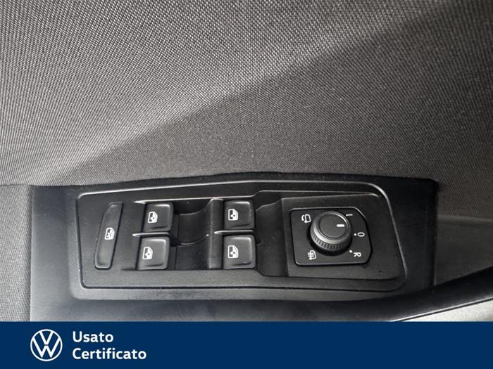 AutoVega - VOLKSWAGEN T-Roc | ID 41085