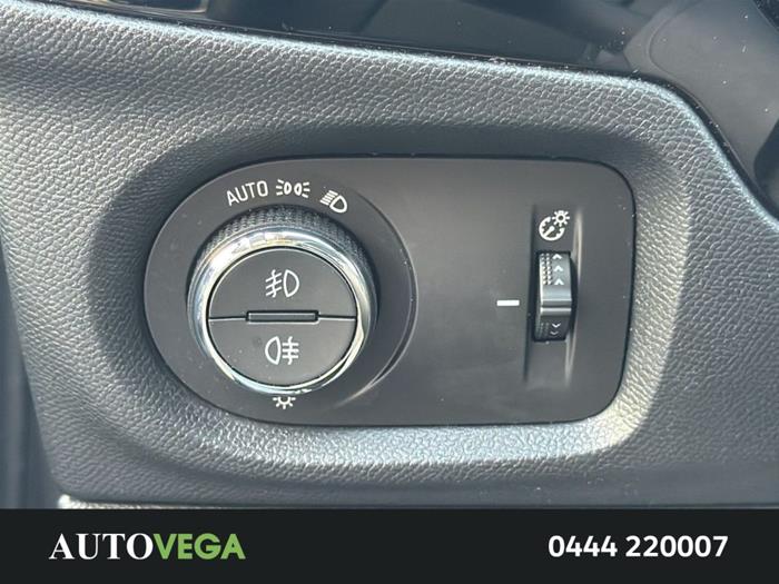 AutoVega - OPEL Corsa | ID 41103