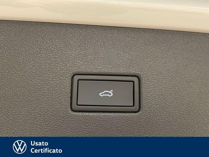 AutoVega - VOLKSWAGEN T-Roc | ID 41145