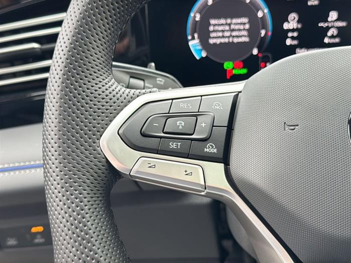 AutoVega - VOLKSWAGEN Tiguan | ID 41274