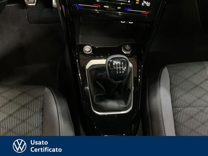 AutoVega - VOLKSWAGEN T-Roc | ID 41289