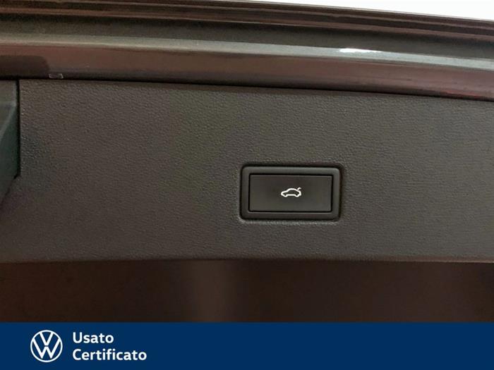 AutoVega - VOLKSWAGEN T-Roc | ID 41289