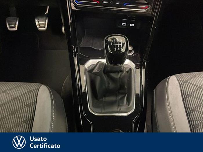 AutoVega - VOLKSWAGEN T-Roc | ID 41335