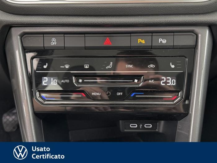 AutoVega - VOLKSWAGEN T-Roc | ID 41543