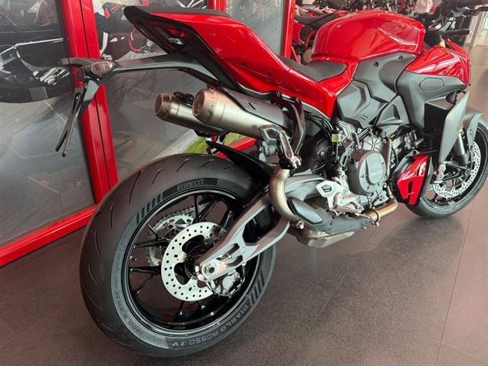 AutoVega - DUCATI Streetfighter | ID 36919