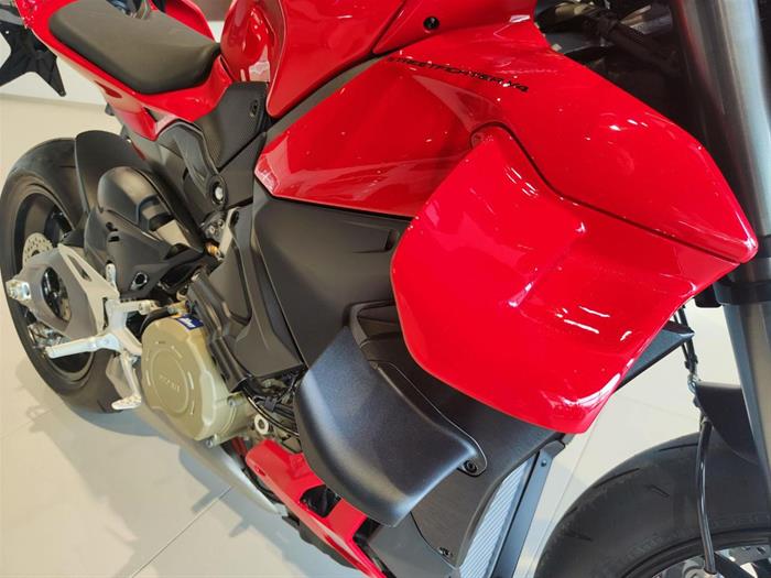 AutoVega - DUCATI Streetfighter | ID 37256