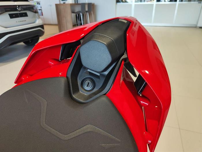 AutoVega - DUCATI Streetfighter | ID 37256