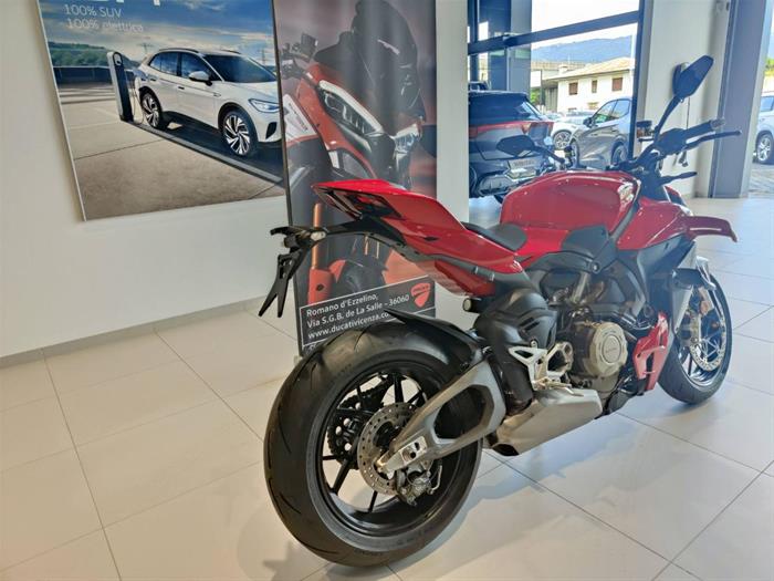 AutoVega - DUCATI Streetfighter | ID 37256