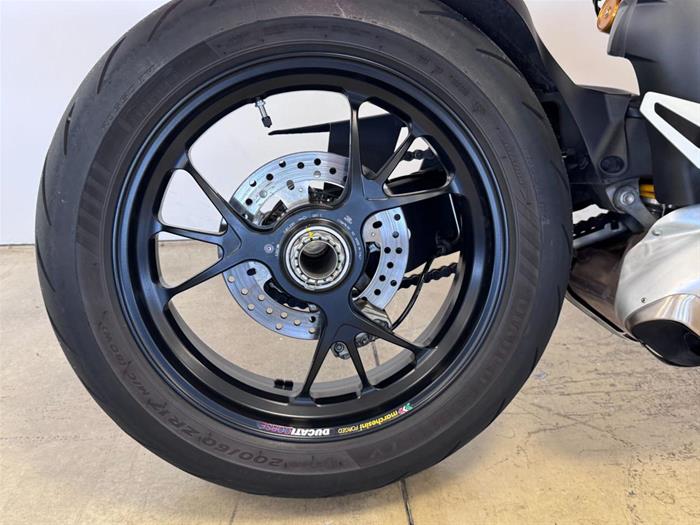 AutoVega - DUCATI Streetfighter | ID 37460