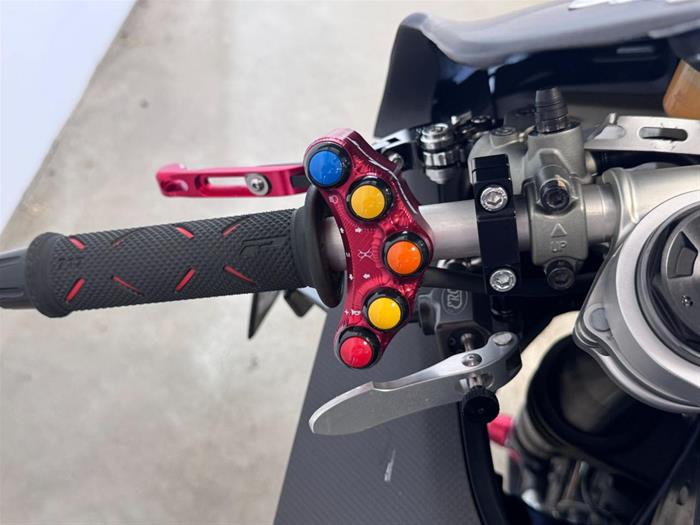 AutoVega - DUCATI Panigale V4 | ID 37754
