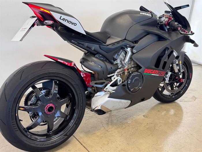 AutoVega - DUCATI Panigale V4 | ID 37754
