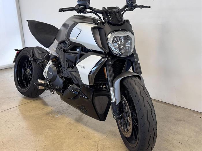 AutoVega - DUCATI Diavel | ID 37775