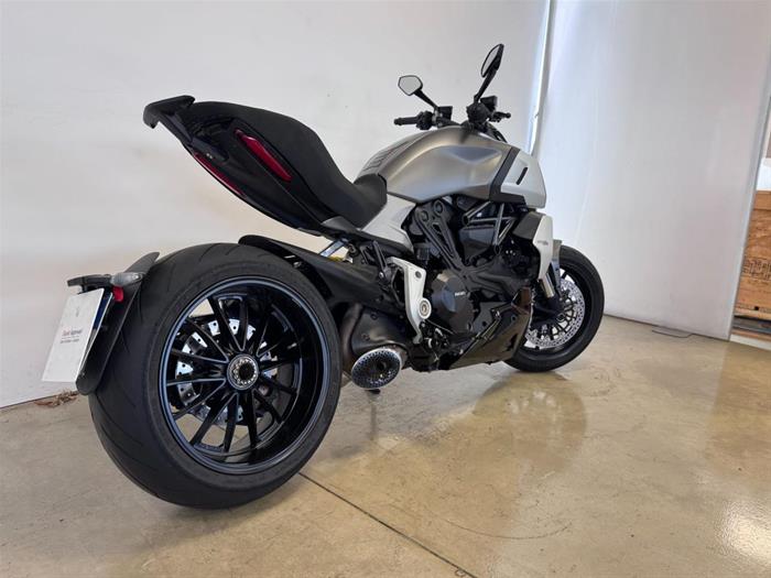 AutoVega - DUCATI Diavel | ID 37775