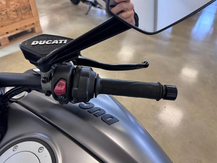 AutoVega - DUCATI Diavel | ID 37775