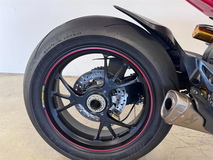 AutoVega - DUCATI Panigale V4 | ID 37934