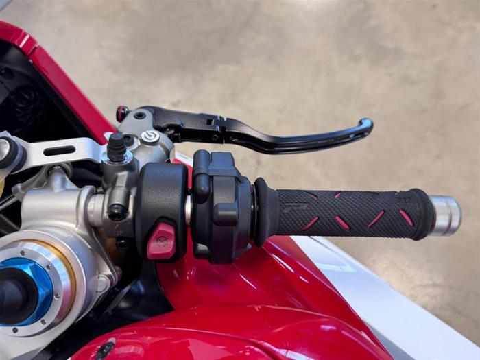 AutoVega - DUCATI Panigale V4 | ID 37934