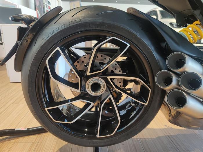 AutoVega - DUCATI Diavel V4 | ID 38082