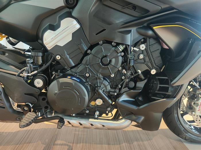 AutoVega - DUCATI Diavel V4 | ID 38082