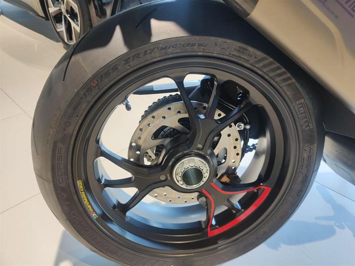AutoVega - DUCATI Multistrada V4 S | ID 38084
