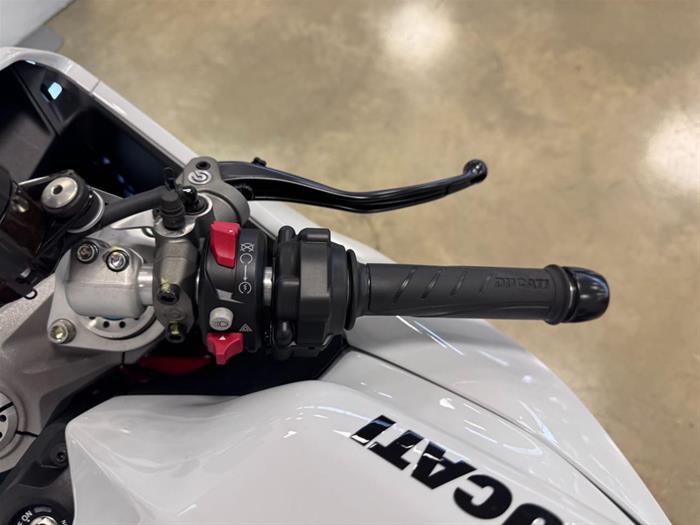AutoVega - DUCATI Supersport | ID 38167