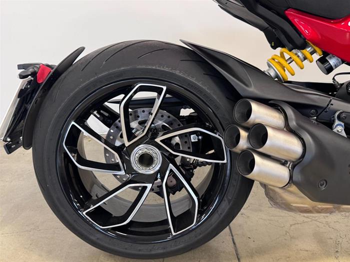 AutoVega - DUCATI Diavel V4 | ID 38172