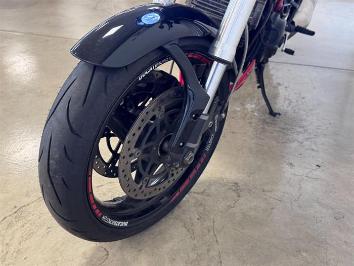 AutoVega - DUCATI Monster 695 | ID 38194