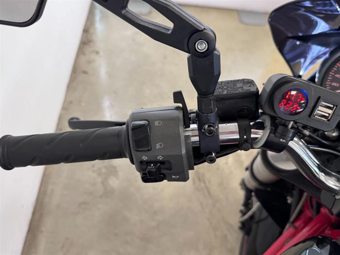 AutoVega - DUCATI Monster 695 | ID 38194
