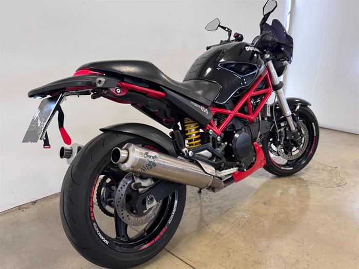 AutoVega - DUCATI Monster 695 | ID 38194