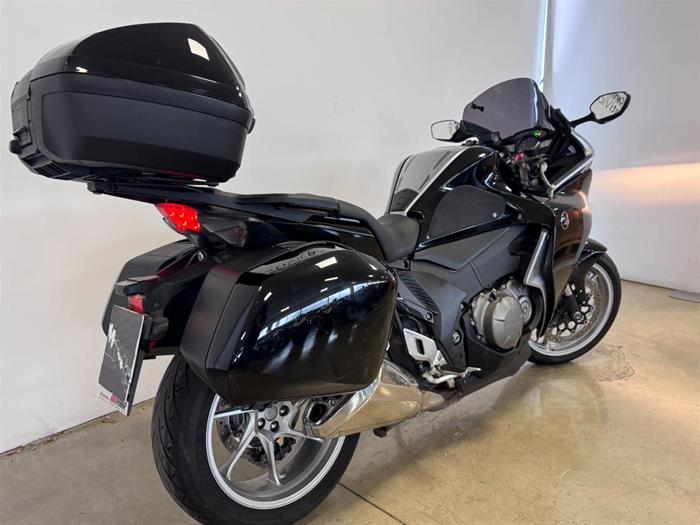 AutoVega - HONDA VFR 1200 F | ID 38268