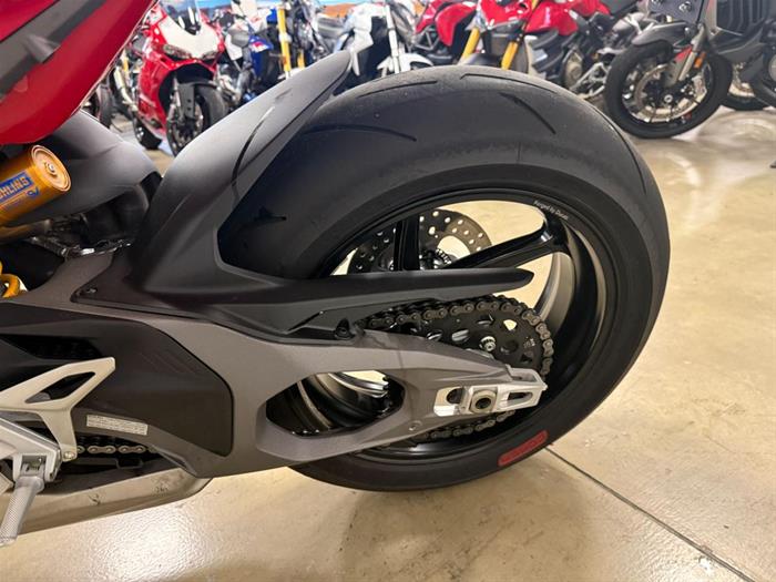 AutoVega - DUCATI Streetfighter | ID 38829